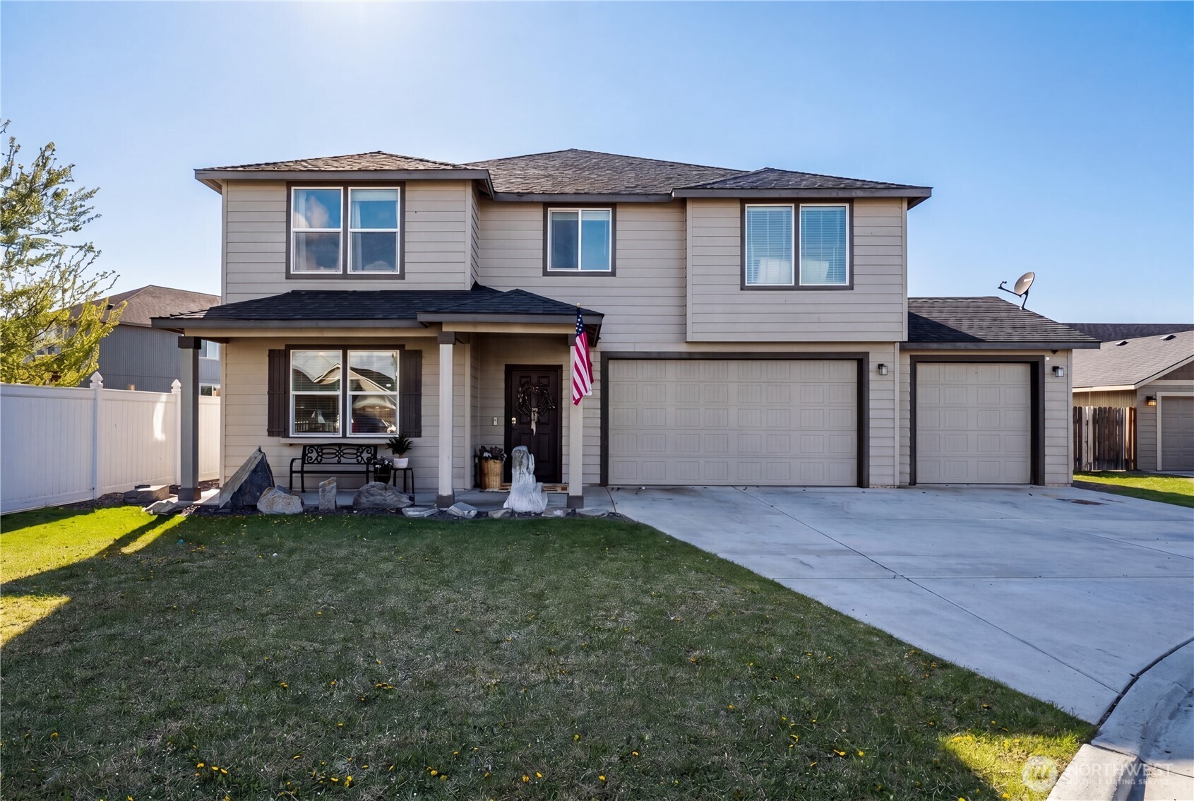 728 S Lakeland , Moses Lake, WA 98837