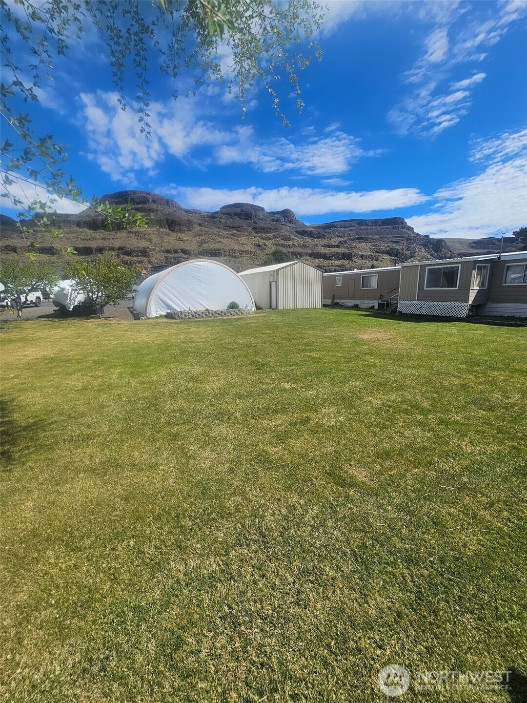 908 Hunter Avenue SW, Quincy, WA 98848
