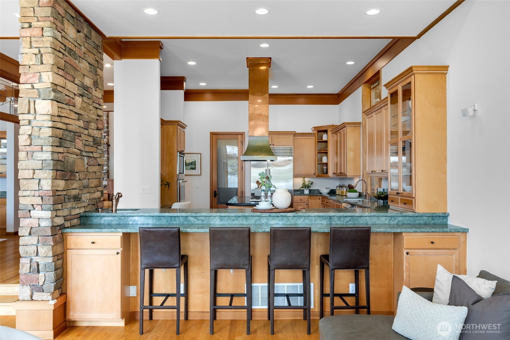 8551 NE Juanita Drive , Kirkland, WA 98034