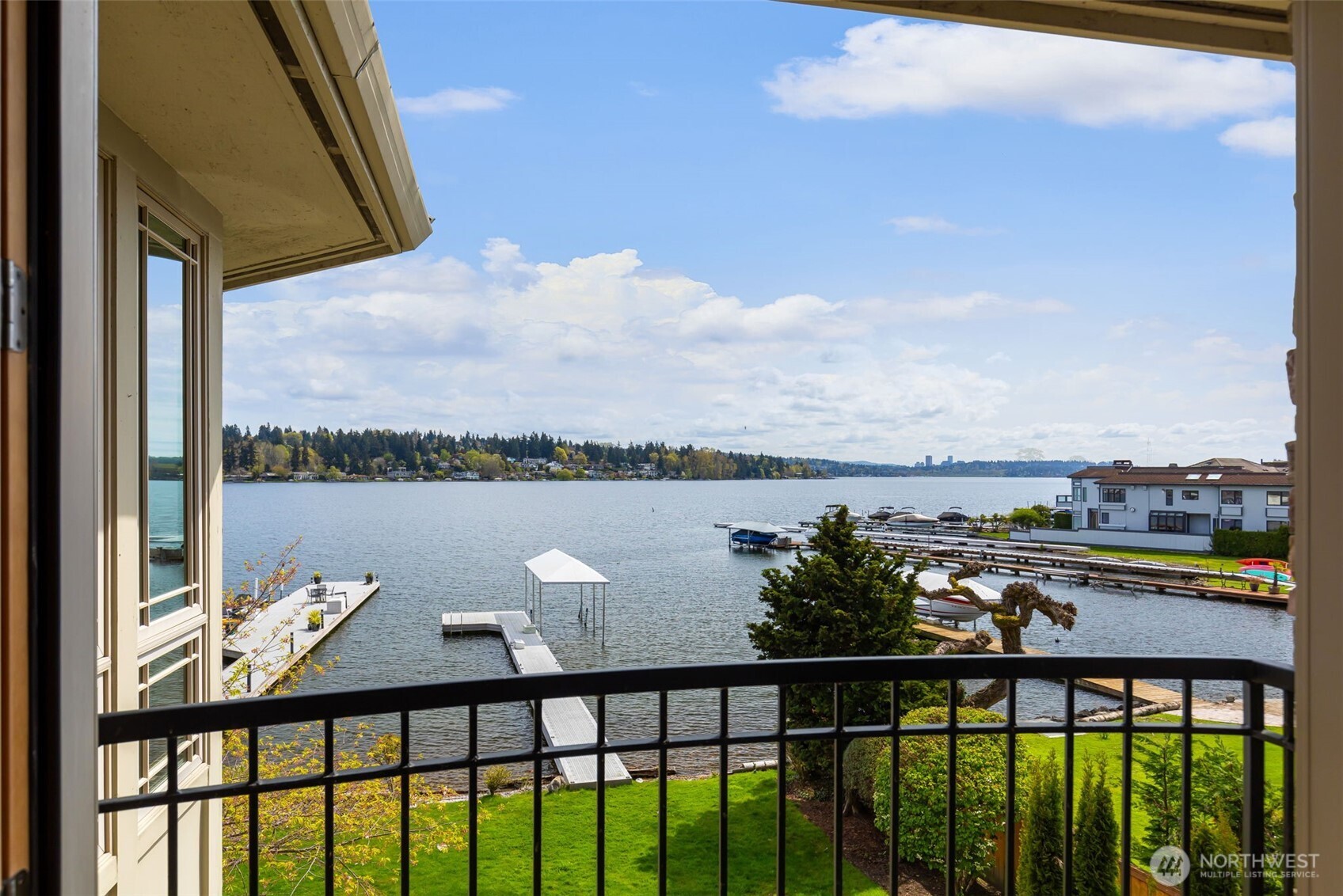 8551 NE Juanita Drive , Kirkland, WA 98034