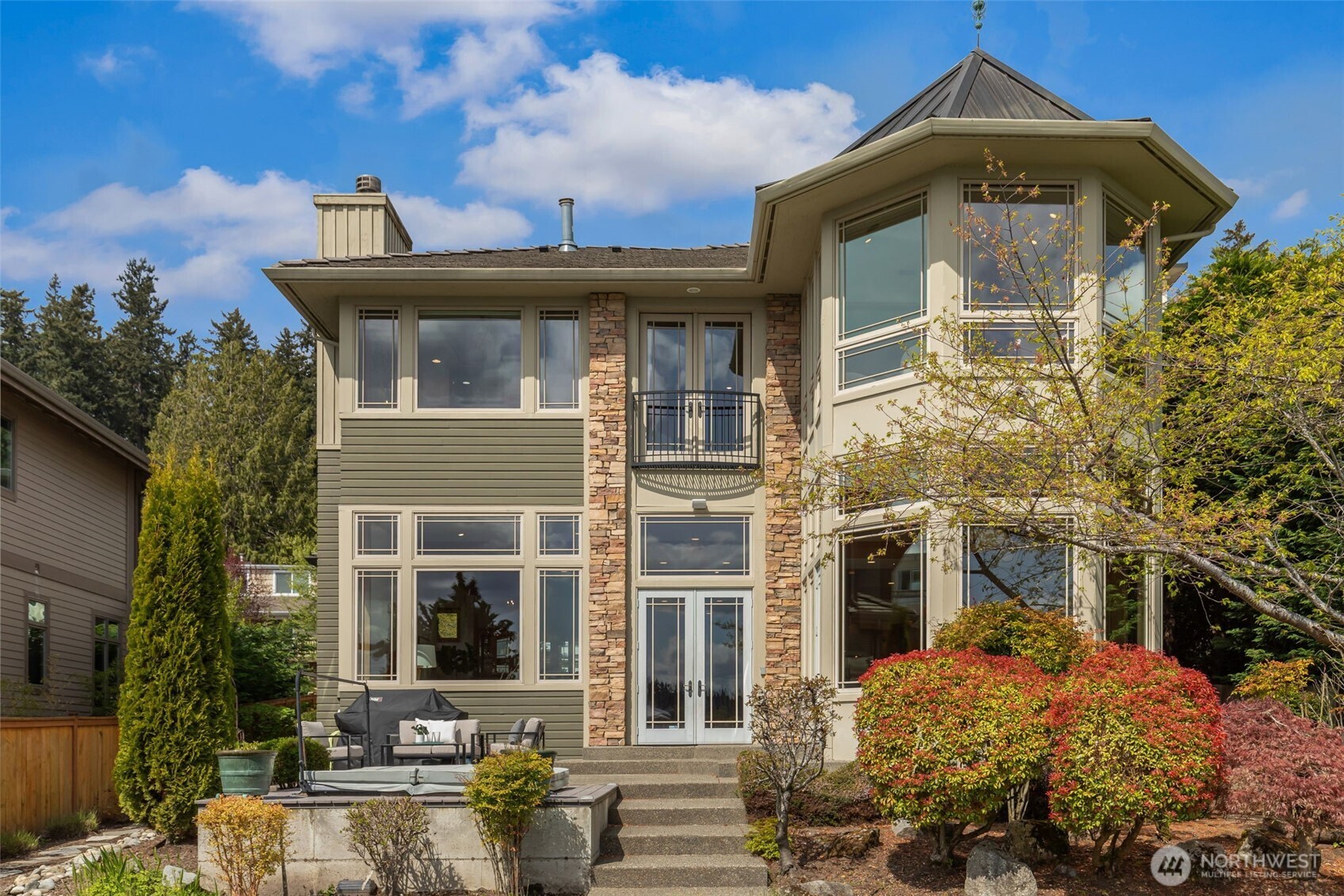 8551 NE Juanita Drive , Kirkland, WA 98034
