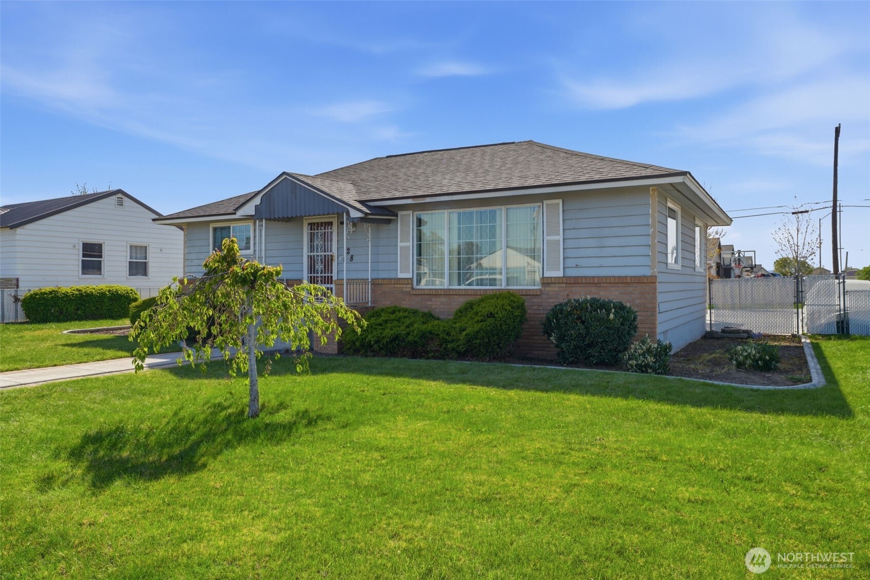 128 N Wehe Avenue , Pasco, WA 99301