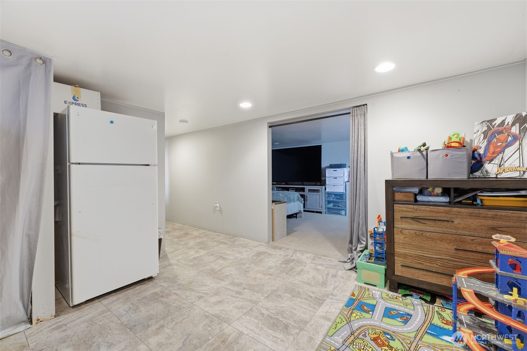 128 N Wehe Avenue , Pasco, WA 99301