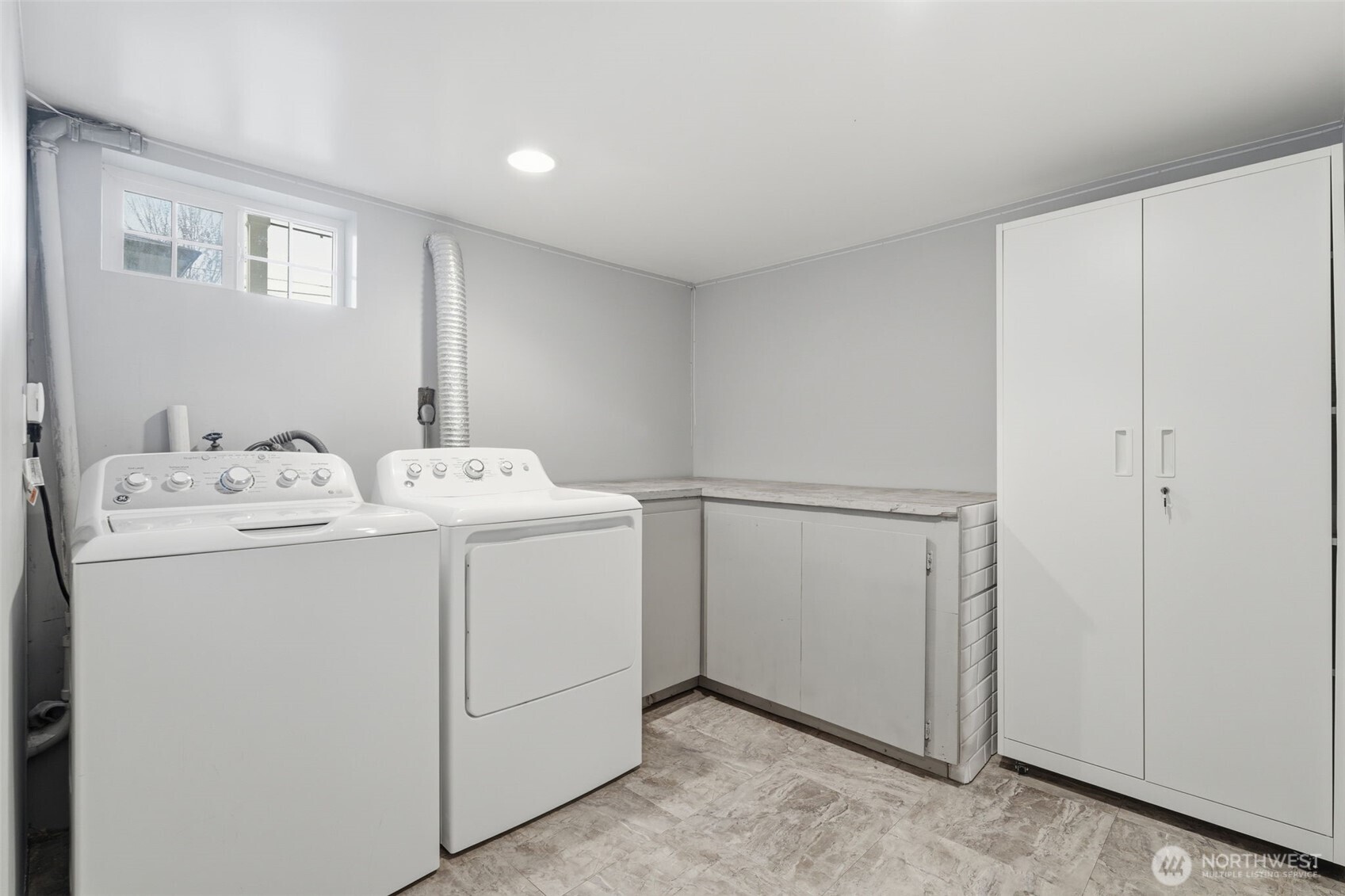 128 N Wehe Avenue , Pasco, WA 99301