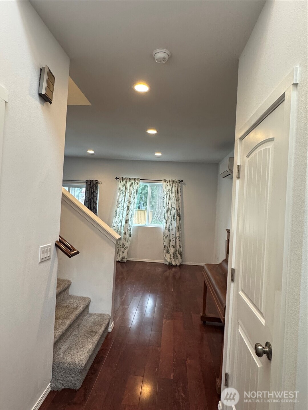 1834 S 92nd Street , Tacoma, WA 98444