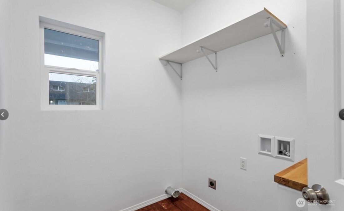 1834 S 92nd Street , Tacoma, WA 98444