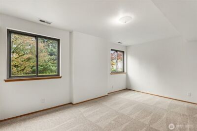 6186 NE 195th Court , Kenmore, WA 98028 - Photo 18