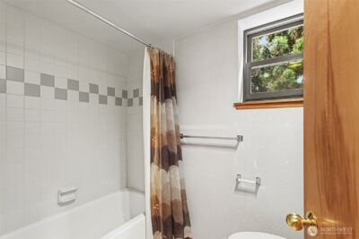 6186 NE 195th Court , Kenmore, WA 98028 - Photo 22