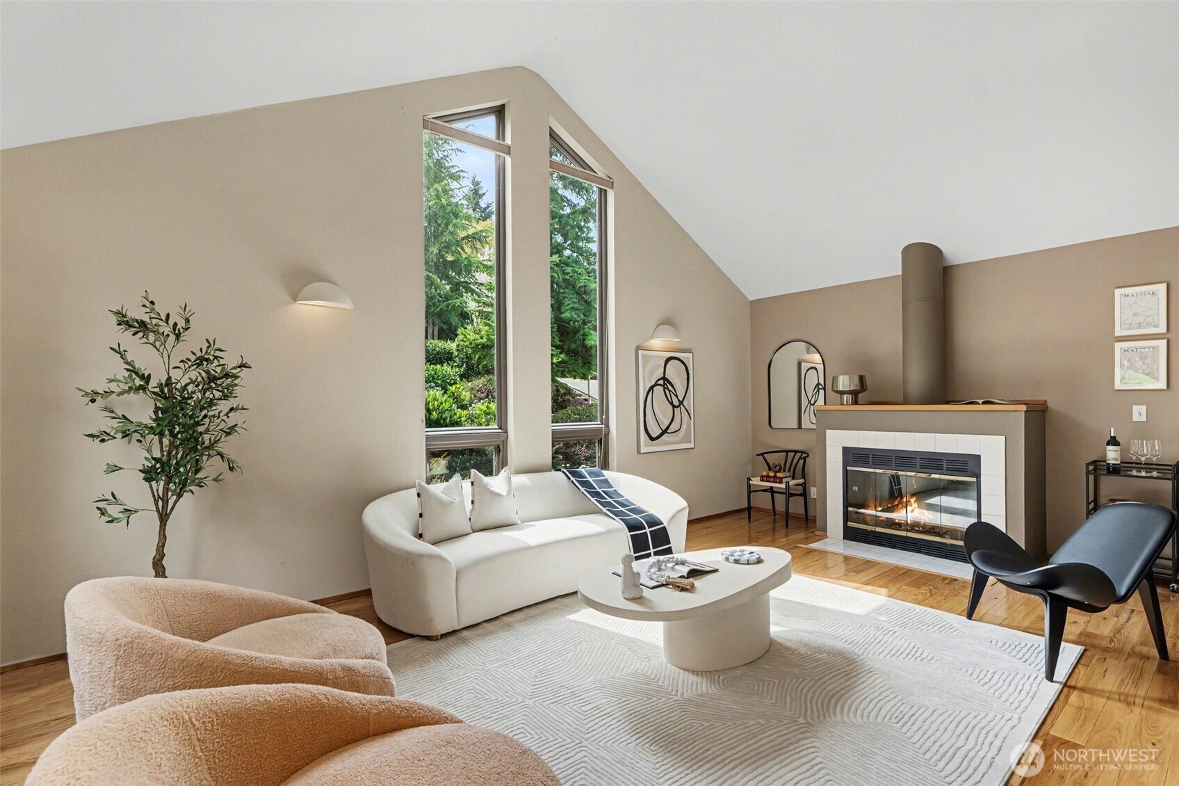 6186 NE 195th Court , Kenmore, WA 98028