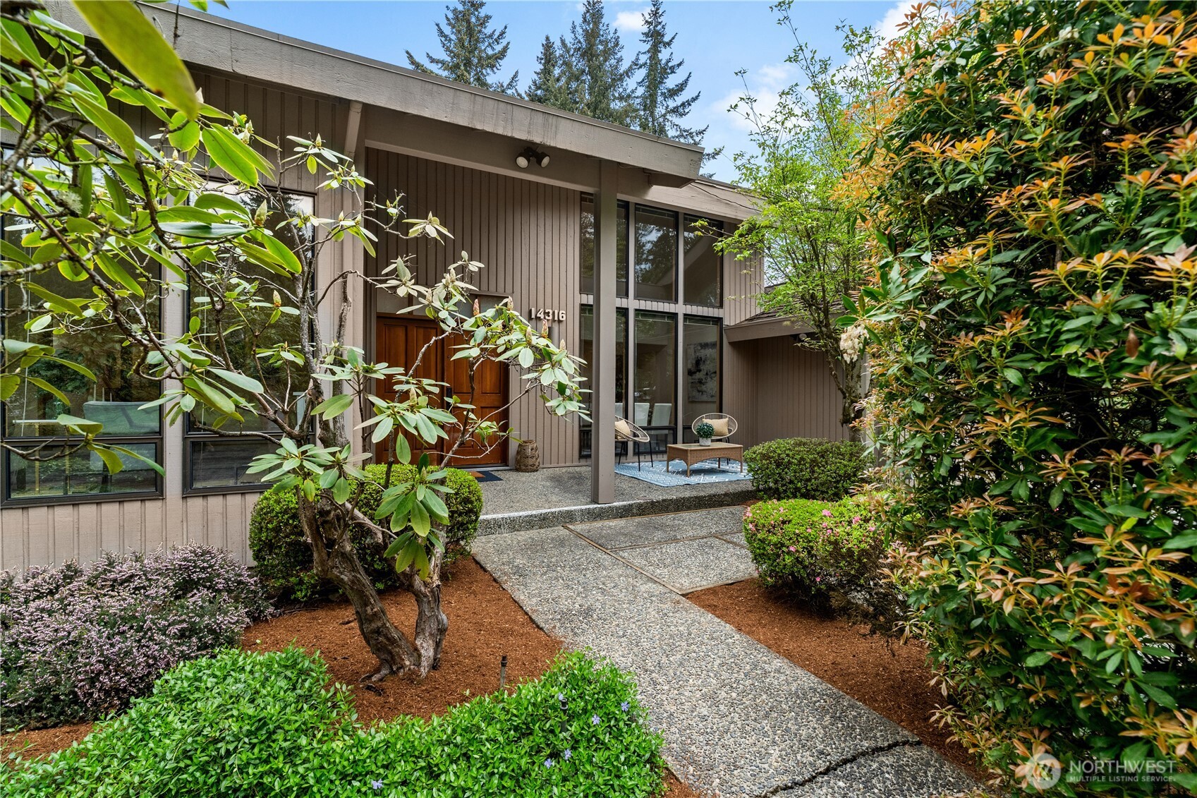 14316 NE 12th Place , Bellevue, WA 98007