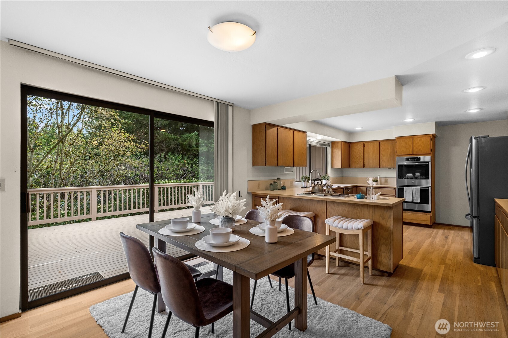 14316 NE 12th Place , Bellevue, WA 98007