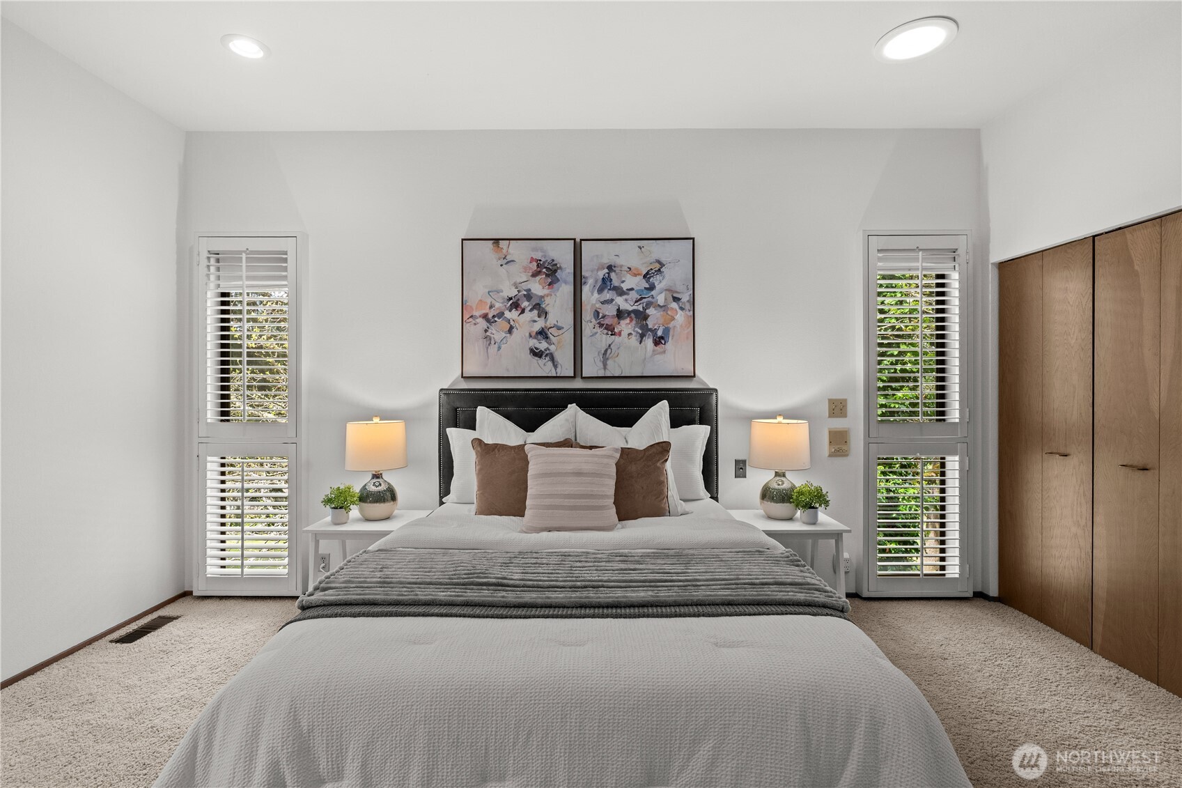 14316 NE 12th Place , Bellevue, WA 98007