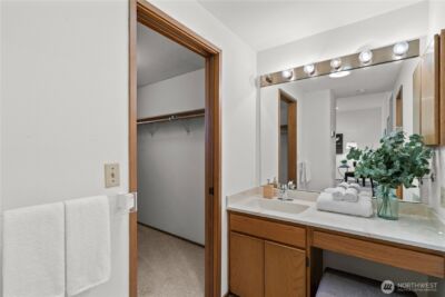 14316 NE 12th Place , Bellevue, WA 98007 - Photo 27