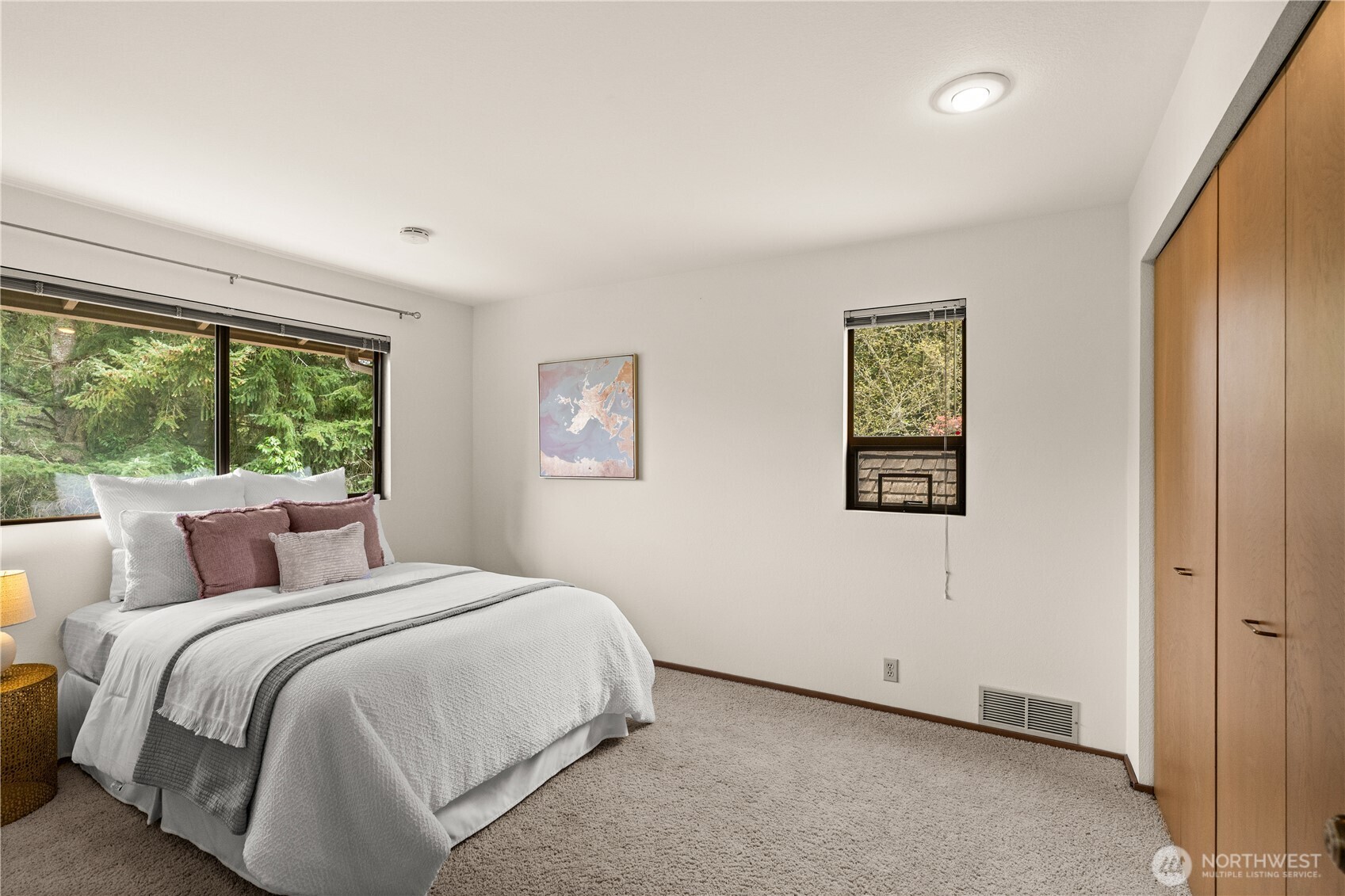 14316 NE 12th Place , Bellevue, WA 98007