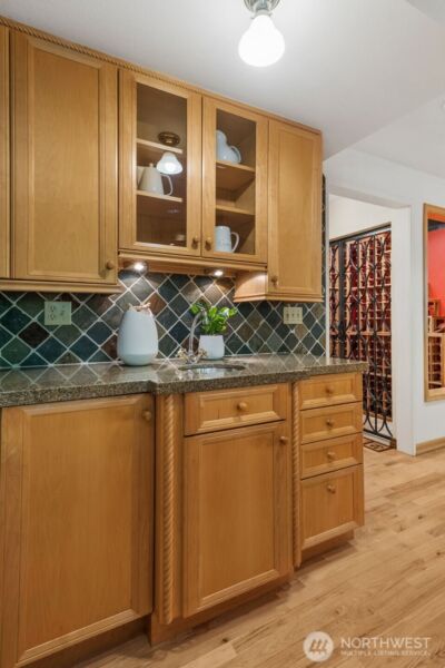 25300 SE Mirrormont Way , Issaquah, WA 98027-8334 - Photo 11