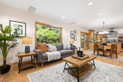 25300 SE Mirrormont Way , Issaquah, WA 98027-8334 - Photo 17