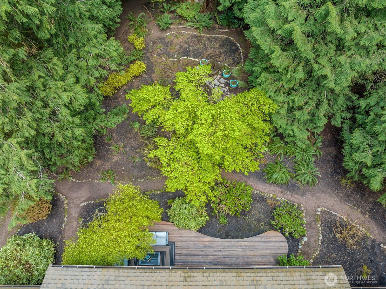 25300 SE Mirrormont Way , Issaquah, WA 98027-8334