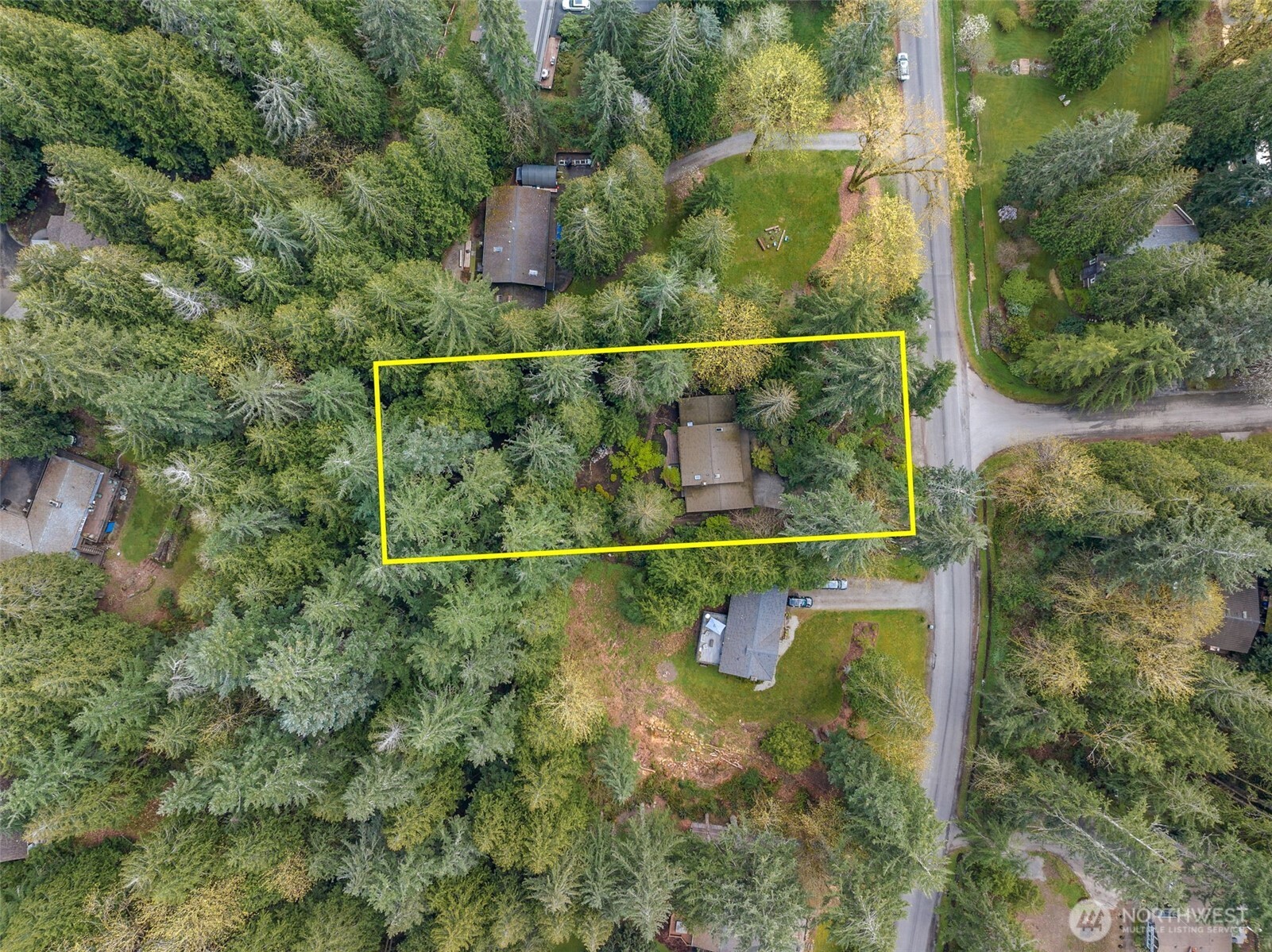 25300 SE Mirrormont Way , Issaquah, WA 98027-8334