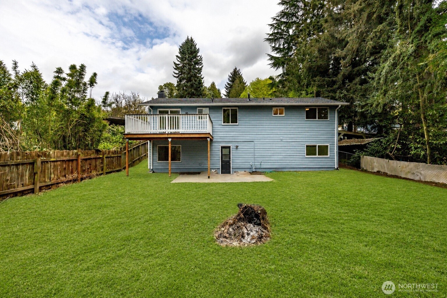 9439 11th Avenue SW, Seattle, WA 98106