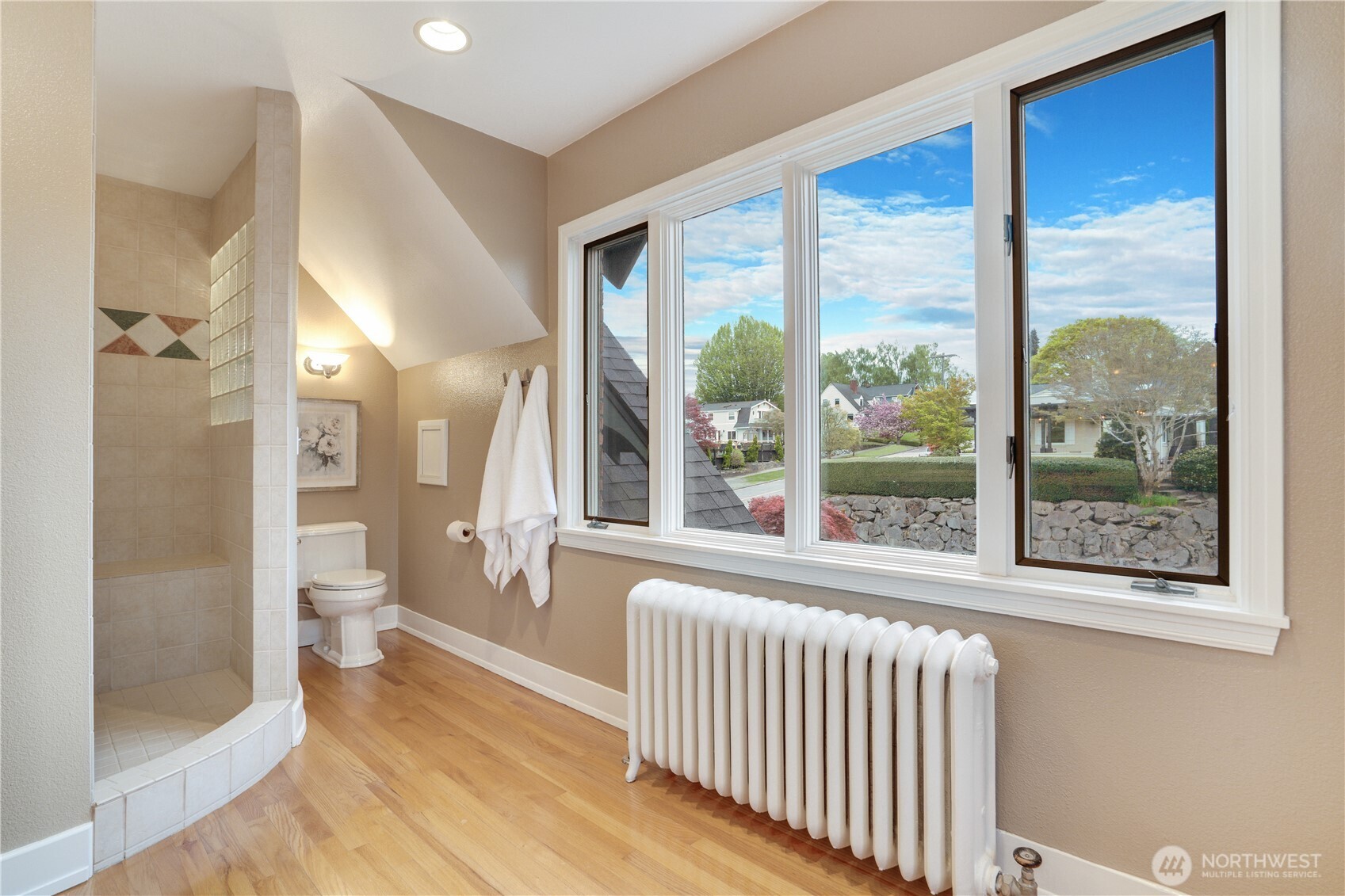 3605 N Washington Street , Tacoma, WA 98407
