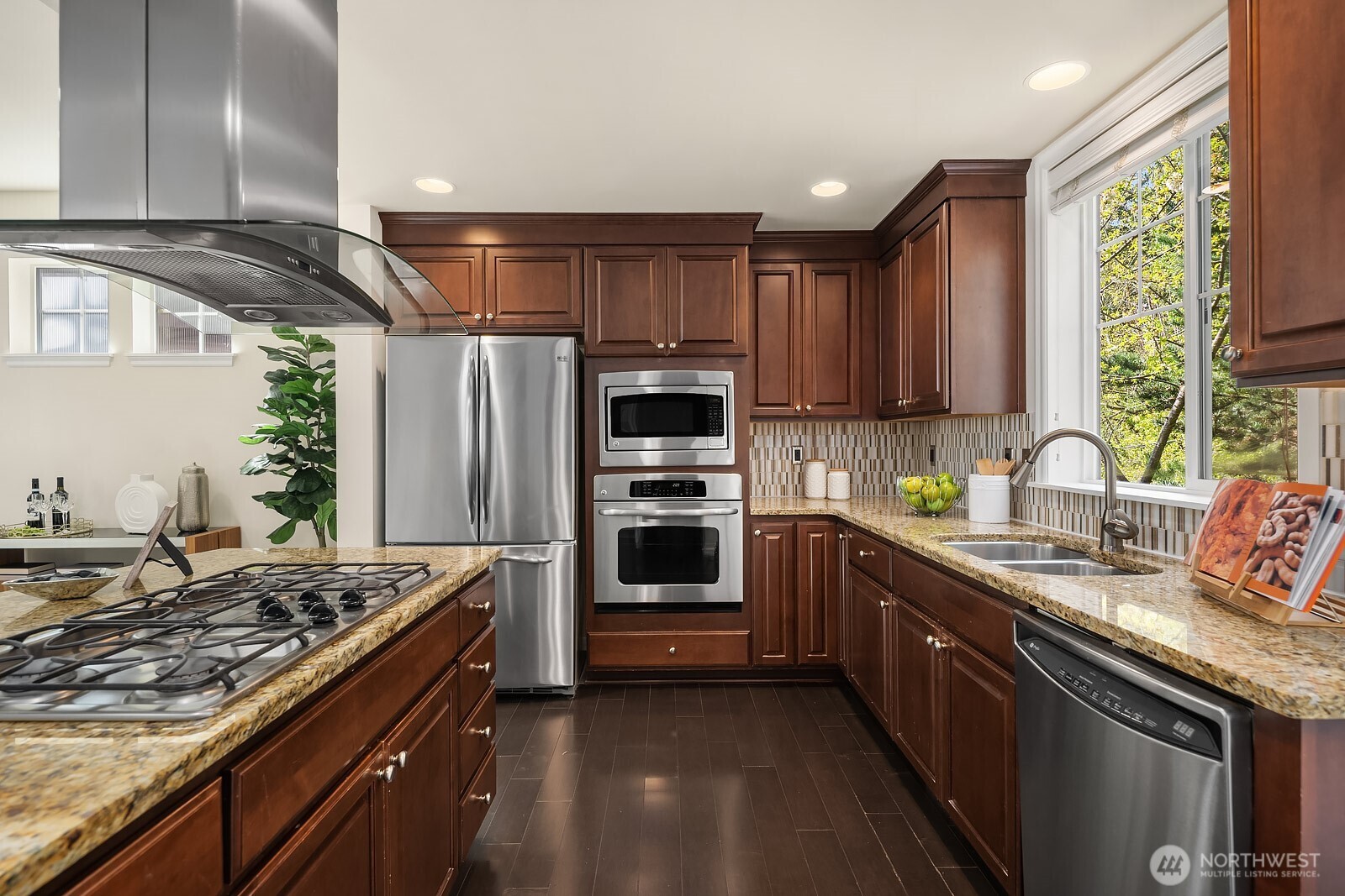 10508 SE 10th Court , Bellevue, WA 98004