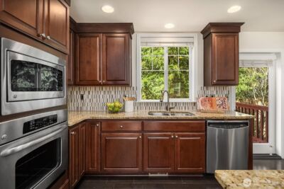 10508 SE 10th Court , Bellevue, WA 98004 - Photo 13