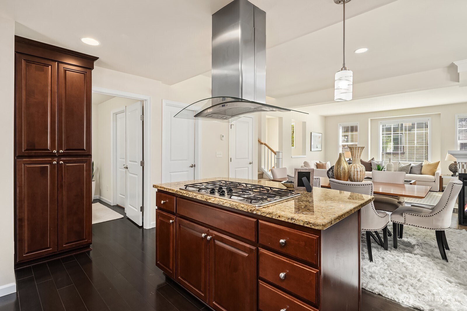 10508 SE 10th Court , Bellevue, WA 98004