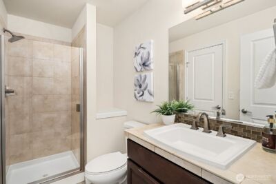 10508 SE 10th Court , Bellevue, WA 98004 - Photo 16