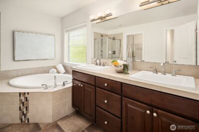 10508 SE 10th Court , Bellevue, WA 98004 - Photo 18