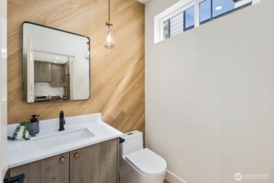 931 N 87th Street , Seattle, WA 98103 - Photo 20