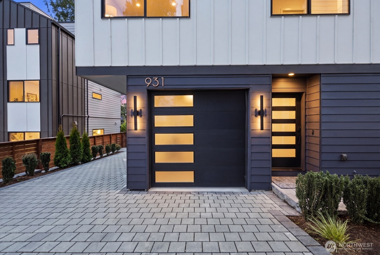931 N 87th Street , Seattle, WA 98103