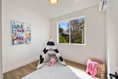 931 N 87th Street , Seattle, WA 98103 - Photo 21