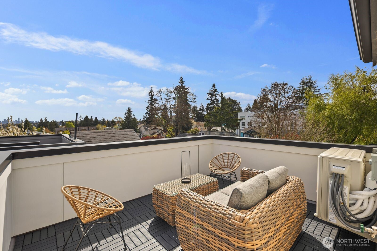 931 N 87th Street , Seattle, WA 98103