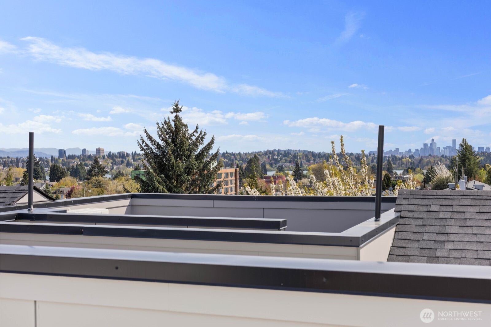931 N 87th Street , Seattle, WA 98103