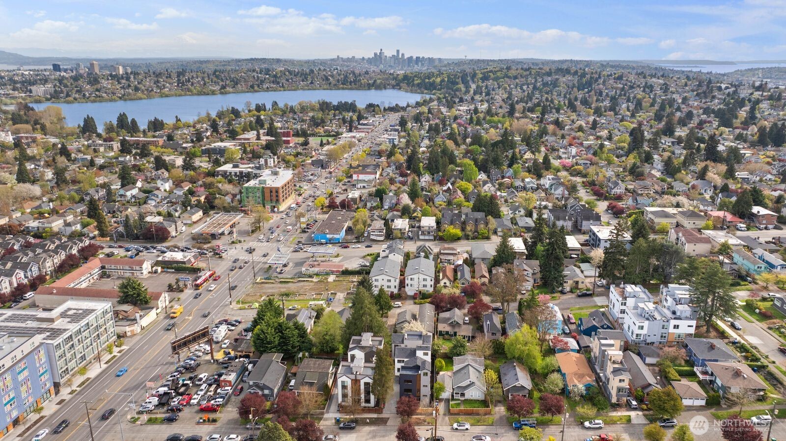 931 N 87th Street , Seattle, WA 98103