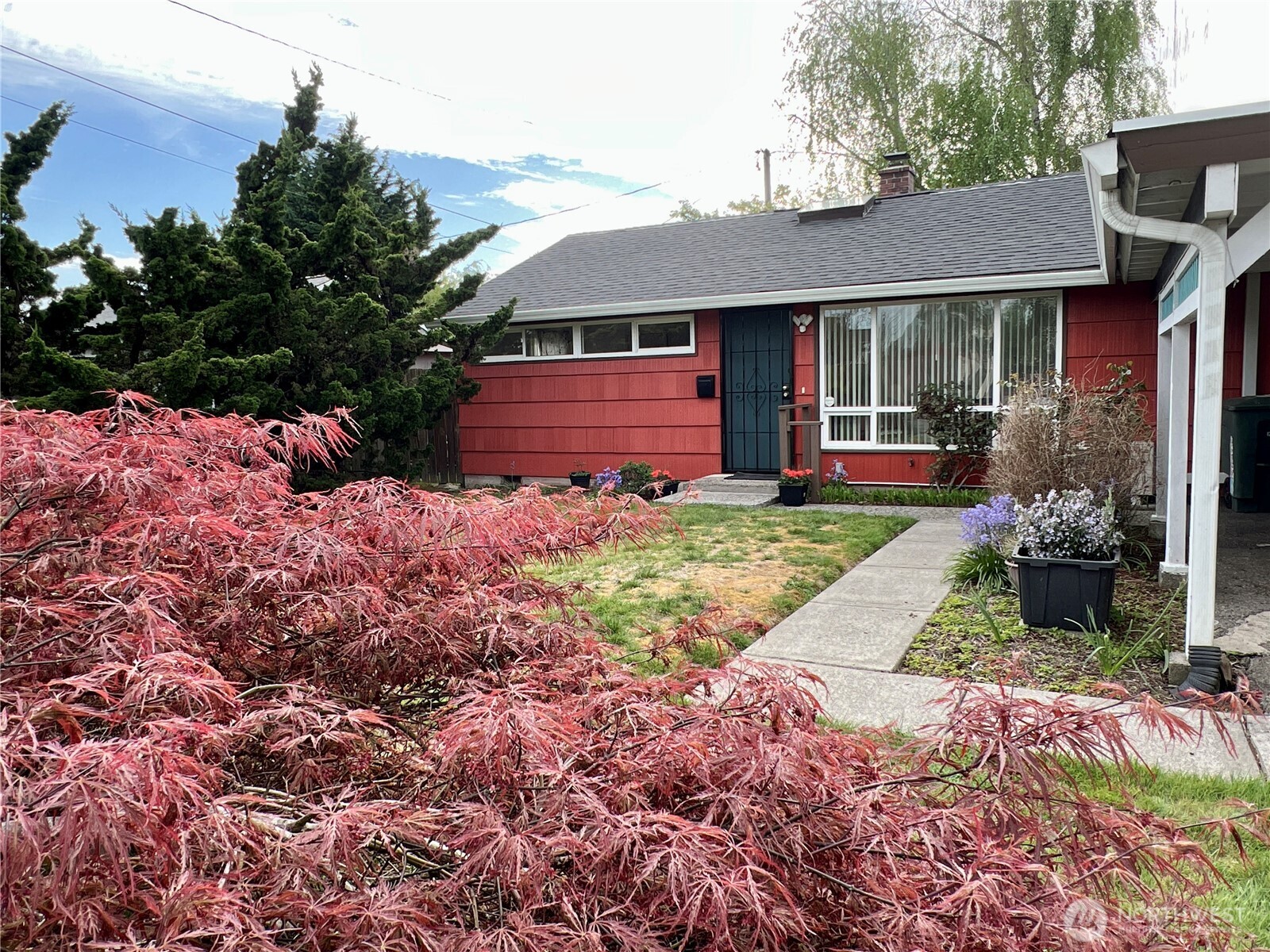 7919 45th Avenue S, Seattle, WA 98118-4427