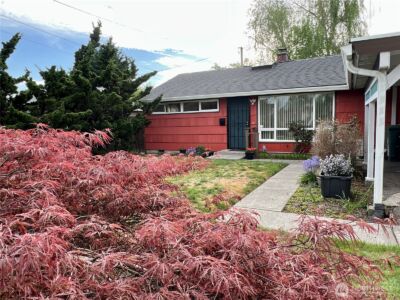 7919 45th Avenue S, Seattle, WA 98118-4427 - Photo 1