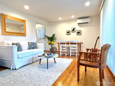 7919 45th Avenue S, Seattle, WA 98118-4427 - Photo 2