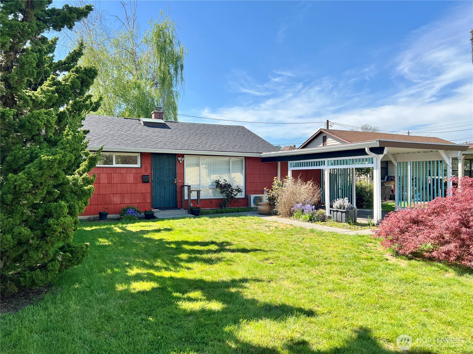 7919 45th Avenue S, Seattle, WA 98118-4427