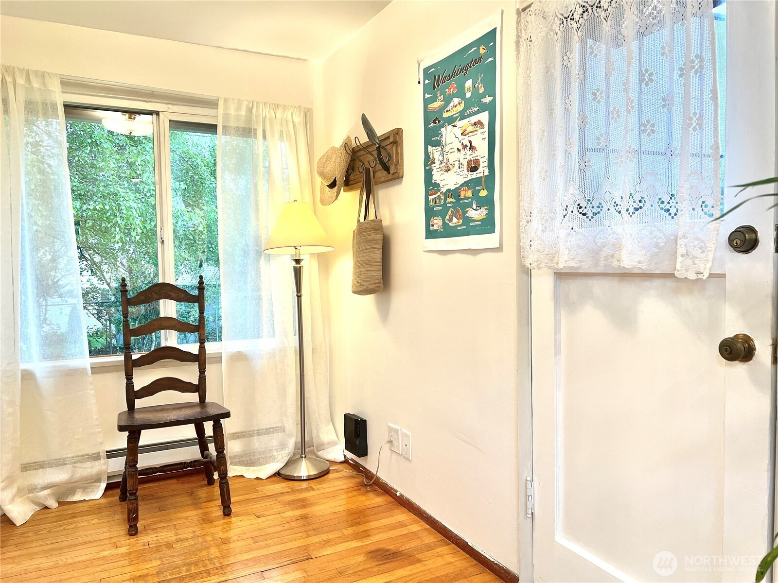7919 45th Avenue S, Seattle, WA 98118-4427