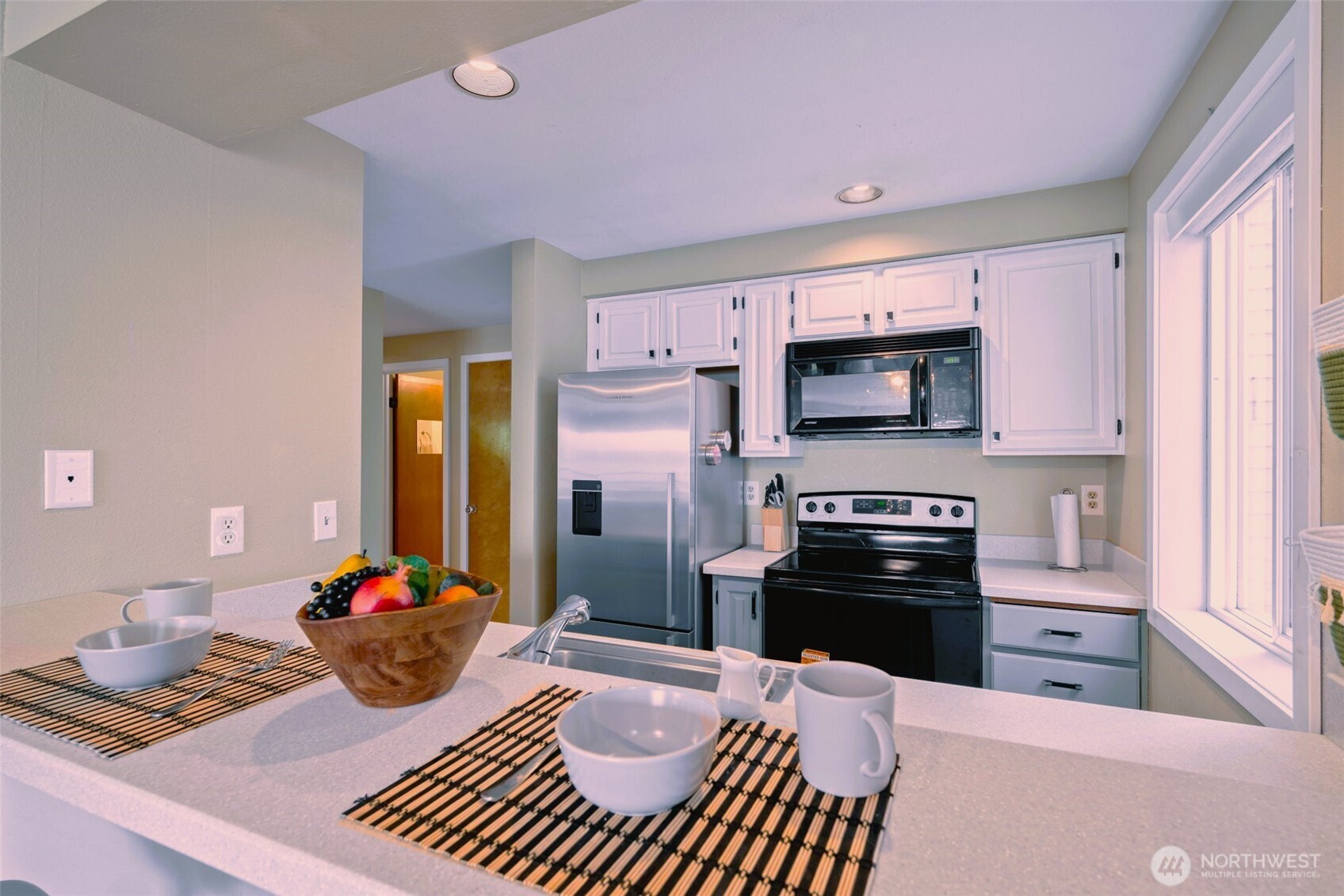 3142 Alki Avenue SW #303, Seattle, WA 98116