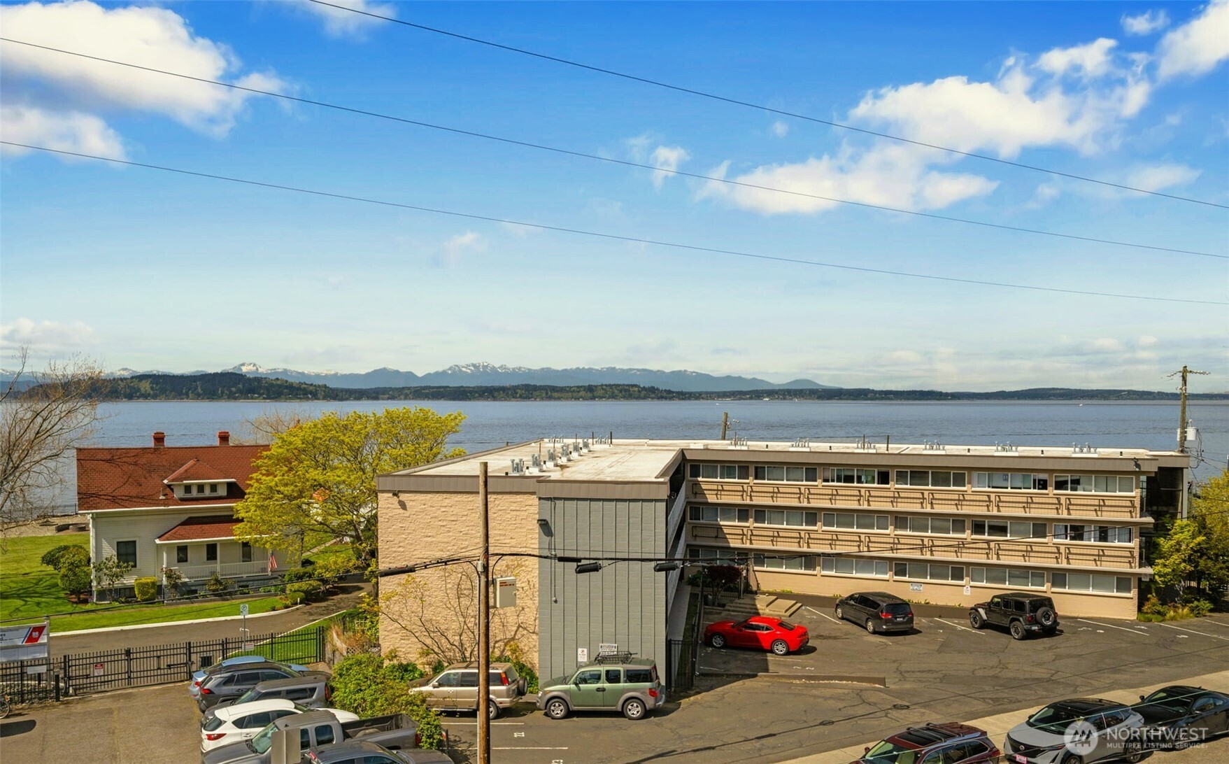 3142 Alki Avenue SW #303, Seattle, WA 98116