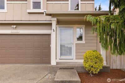 24022 SE 262nd Street , Maple Valley, WA 98038 - Photo 2