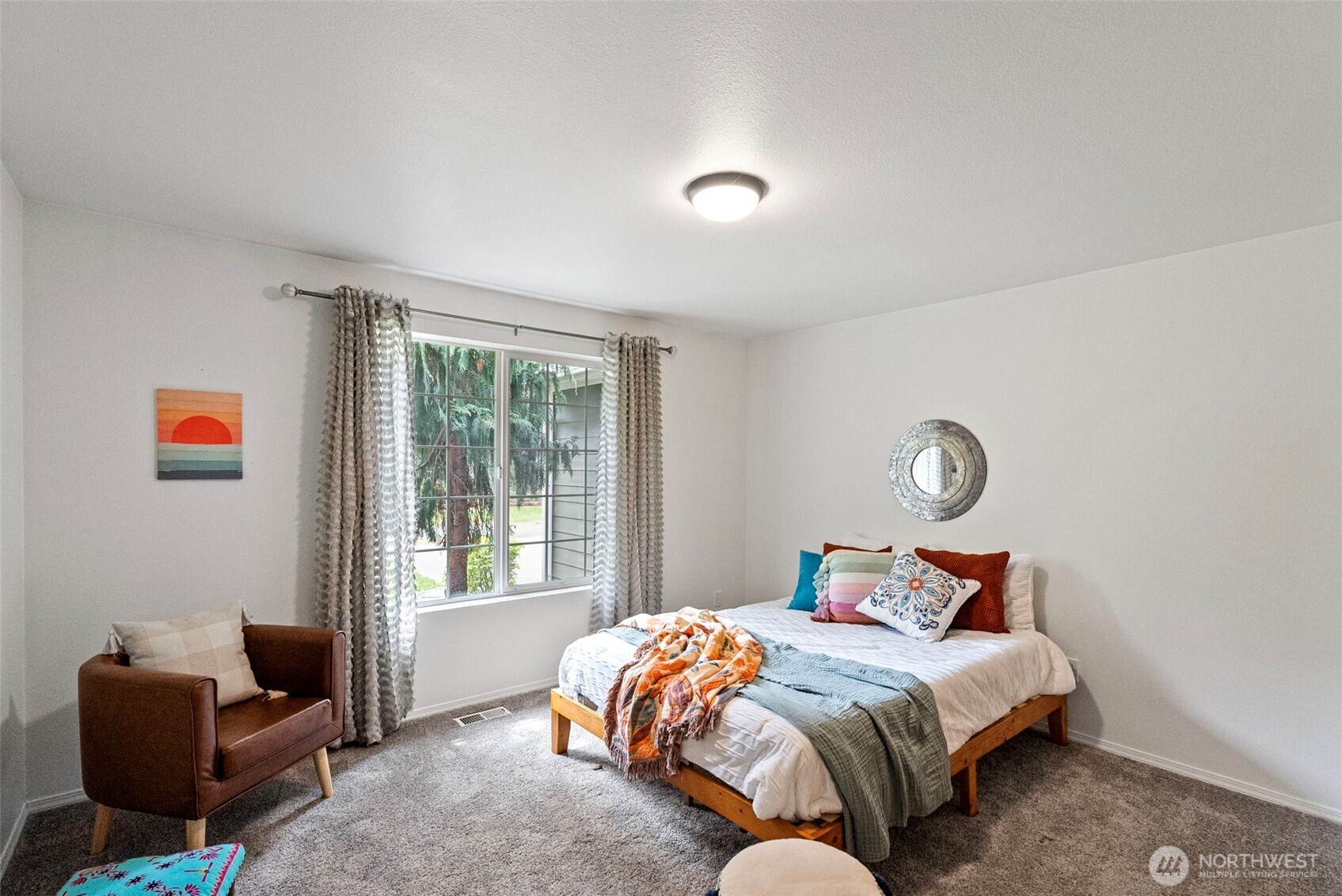 600 Toonerville Drive NE, Belfair, WA 98528
