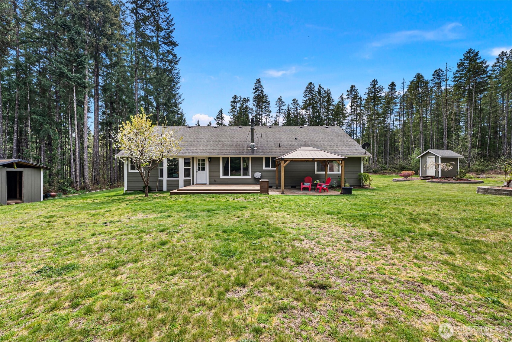 600 Toonerville Drive NE, Belfair, WA 98528
