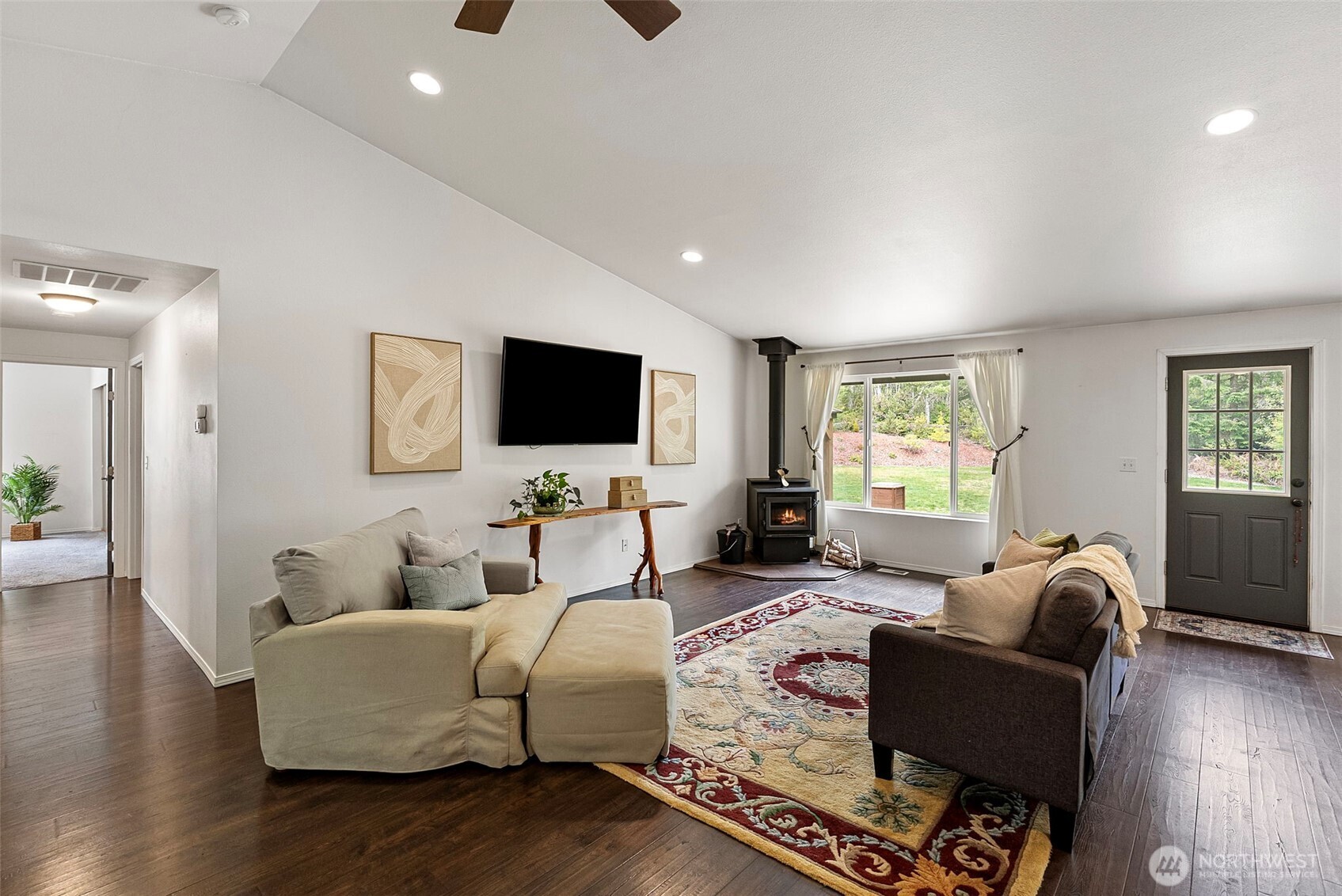 600 Toonerville Drive NE, Belfair, WA 98528