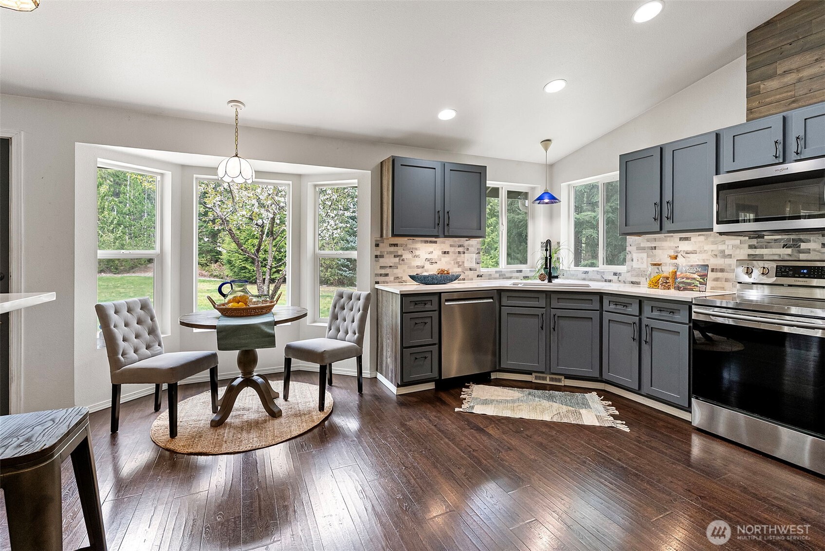 600 Toonerville Drive NE, Belfair, WA 98528
