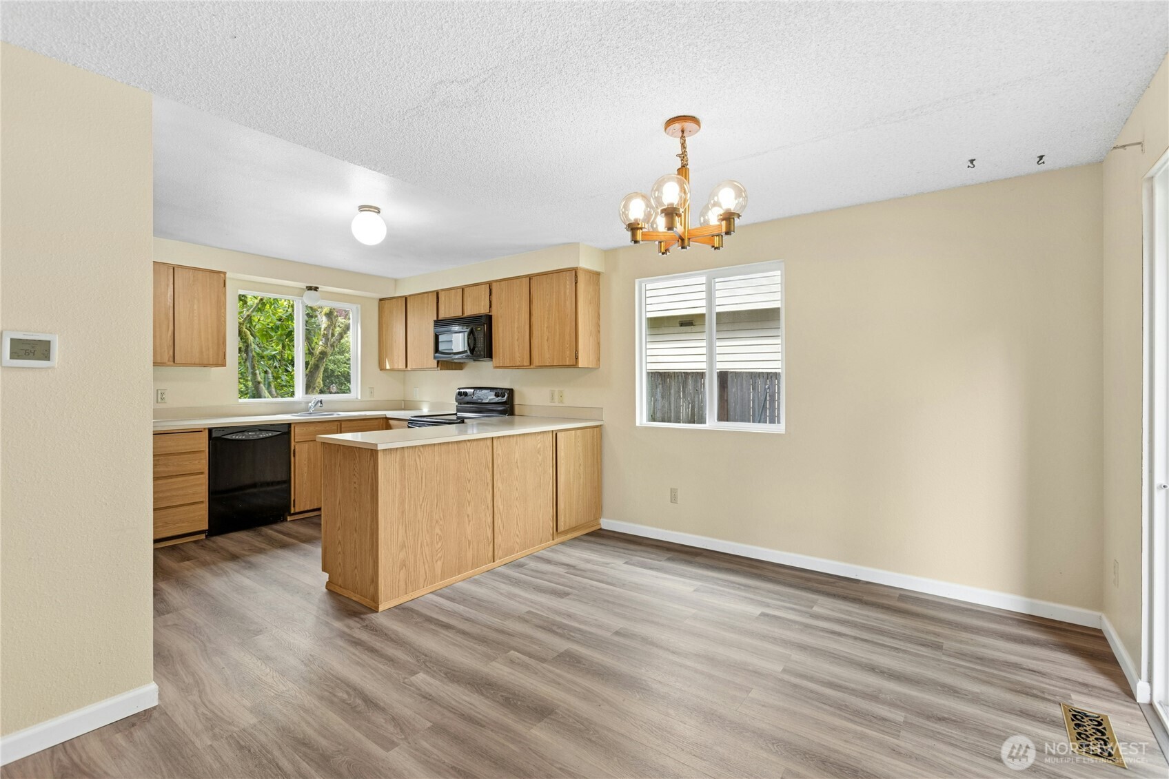 13832 133rd Place NE, Kirkland, WA 98034