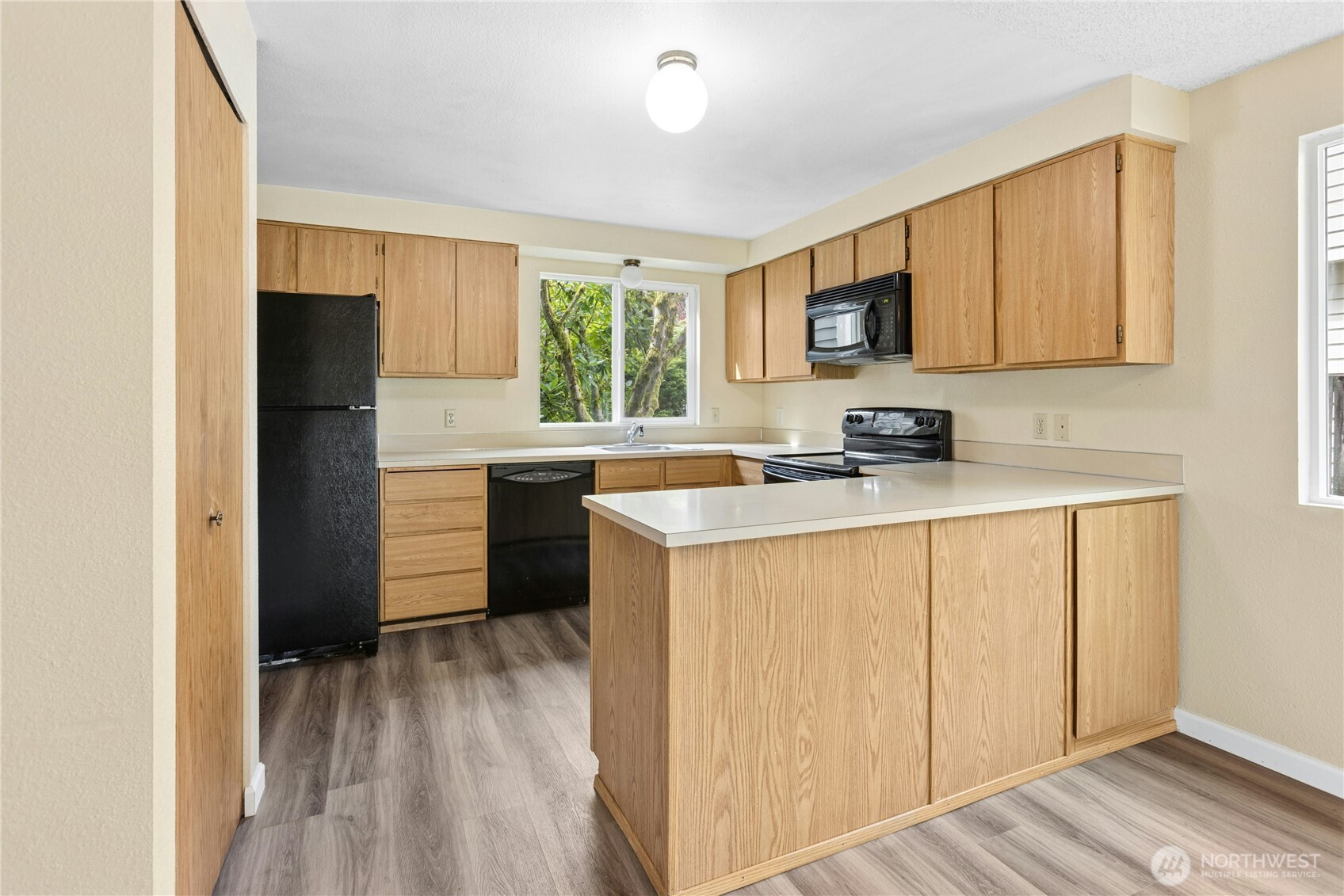 13832 133rd Place NE, Kirkland, WA 98034