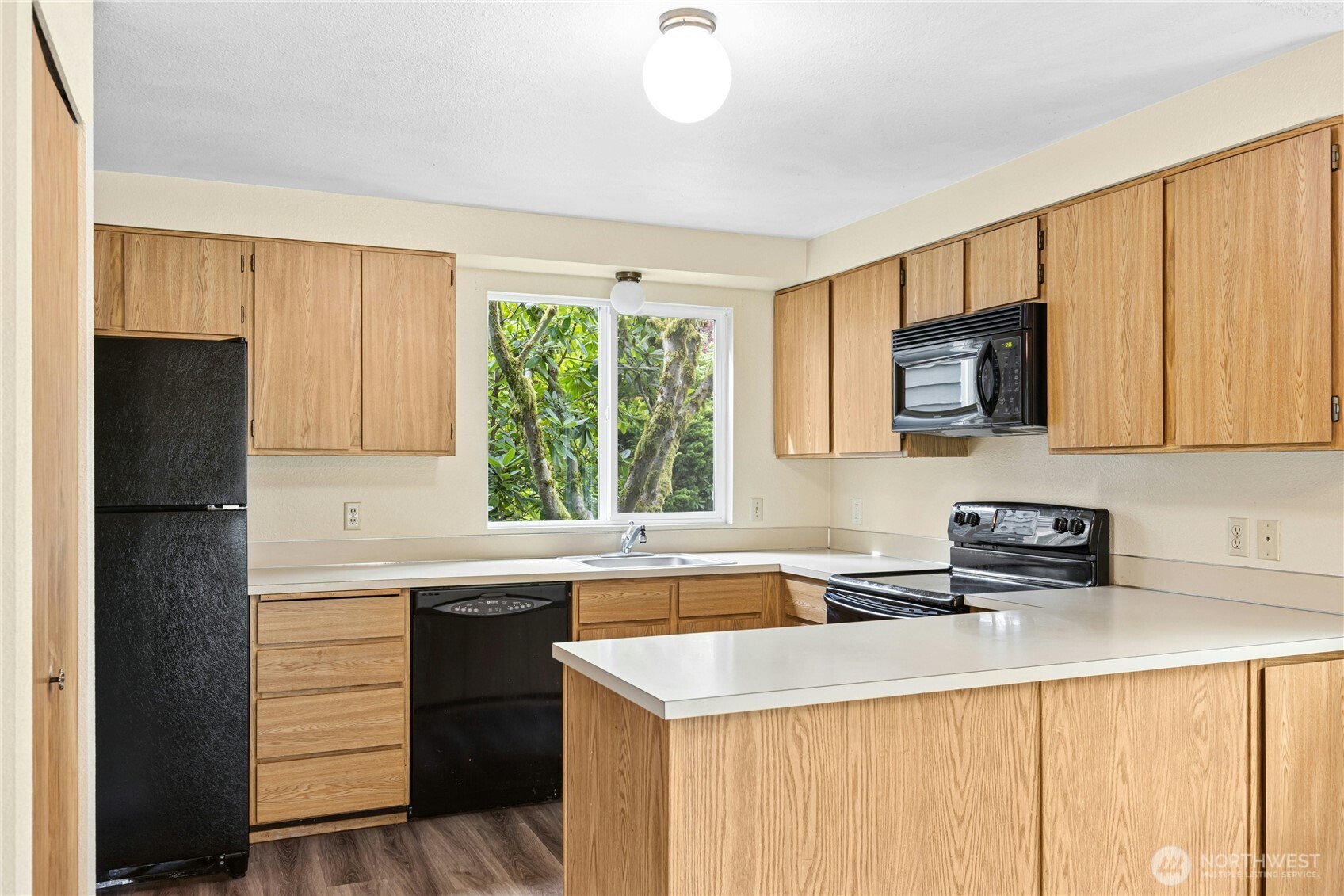 13832 133rd Place NE, Kirkland, WA 98034